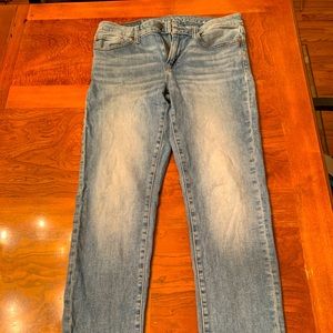 AE Mens jeans. Next Level Flex. Size 31 X 32.